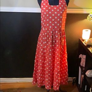 Vintage looking Coral dress with white polkadots